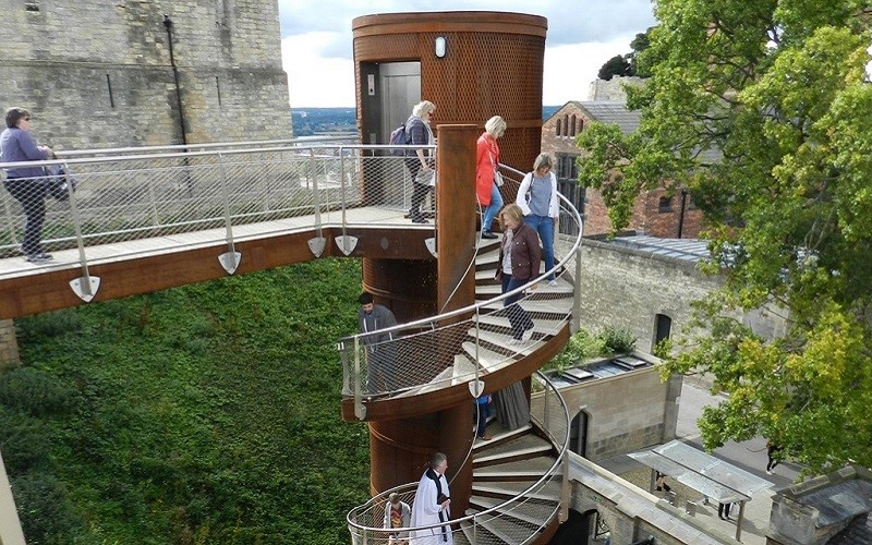 Photo of the lift at Lincoln Castle.