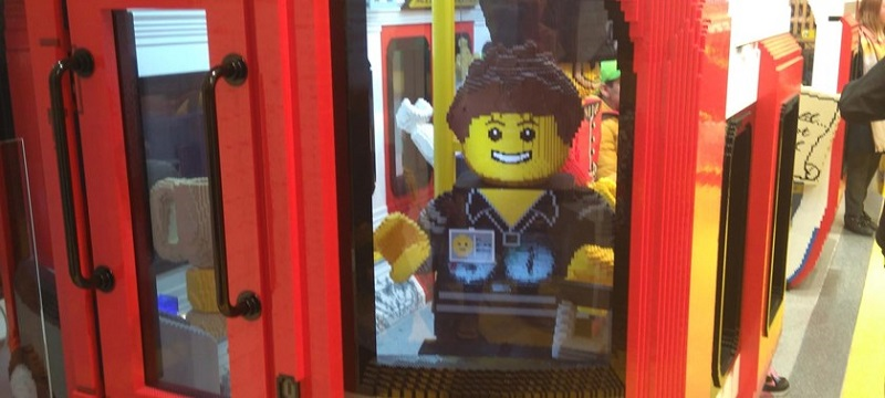 Photo of the LEGO store.