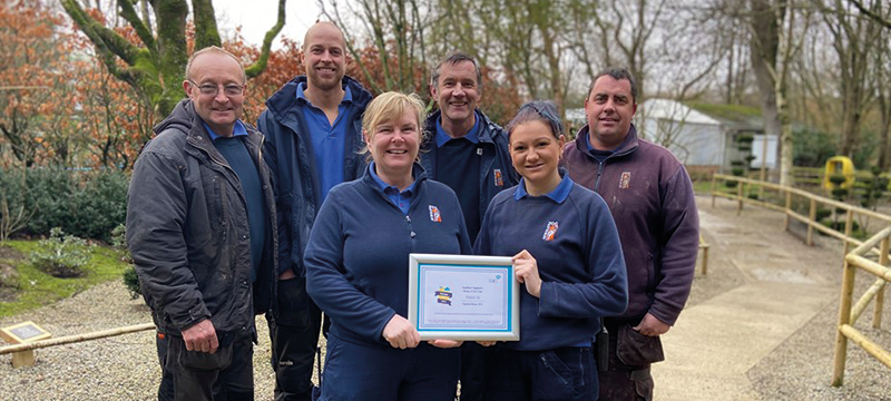 Image of the Newquay Zoo team with their award