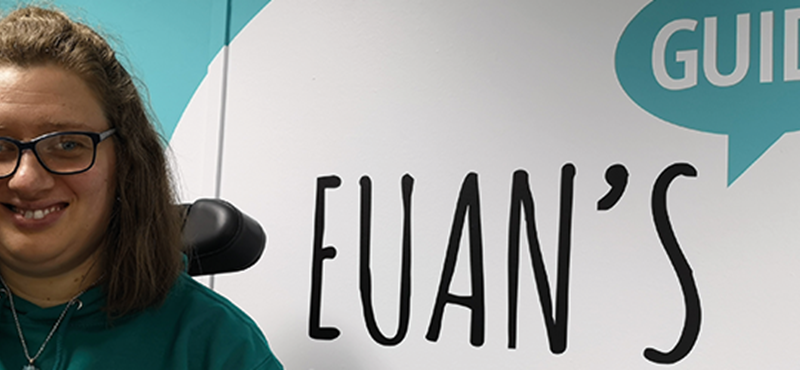 Image of Zoe next to the Euan's Guide logo