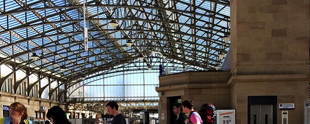 Photo of Aberdeen train station.