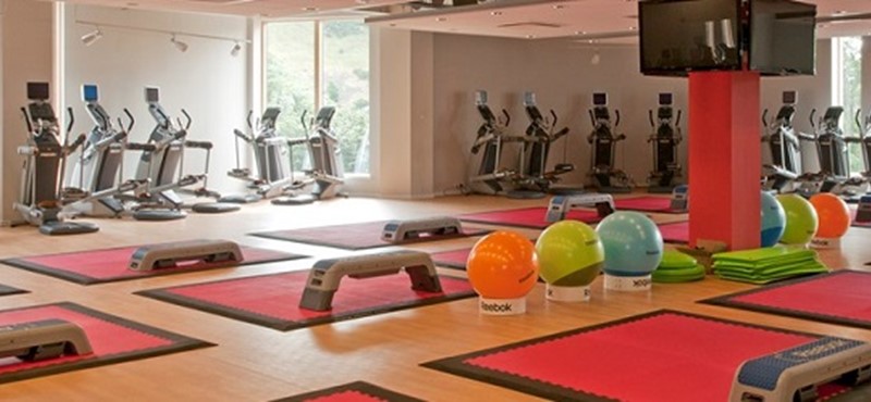 Photo of a gym.