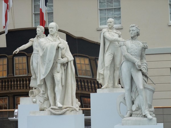 Picture of the National Maritime Museum - London - Statues