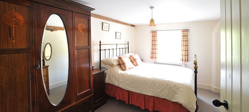 Photo of bedroom in Millstream.