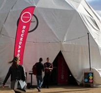 Roundabout – A flatpack touring theatre with disabled access!