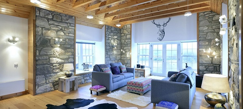 Photo of Mountain View Lodge sitting room.