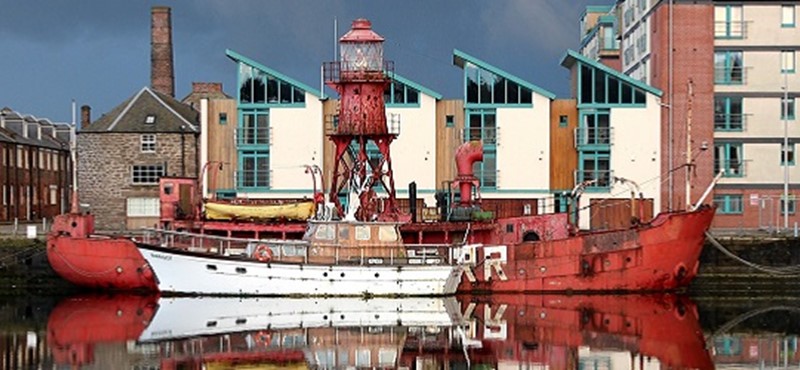 Photo of a Dundee harbour.