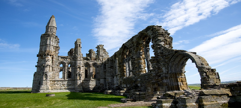 photo of abbey ruins in Whitby.