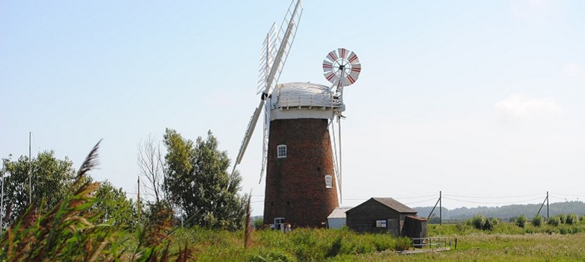 Photo of a windmill.