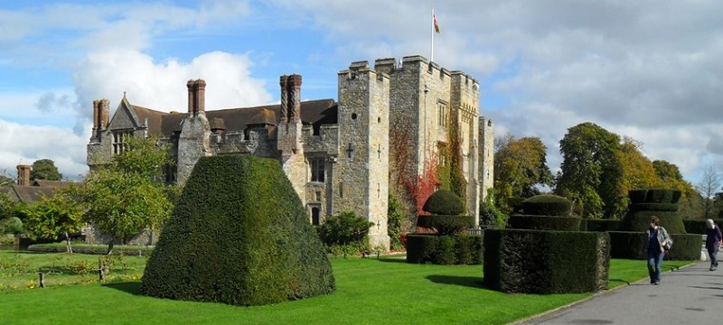 Photo of Hever Castle.