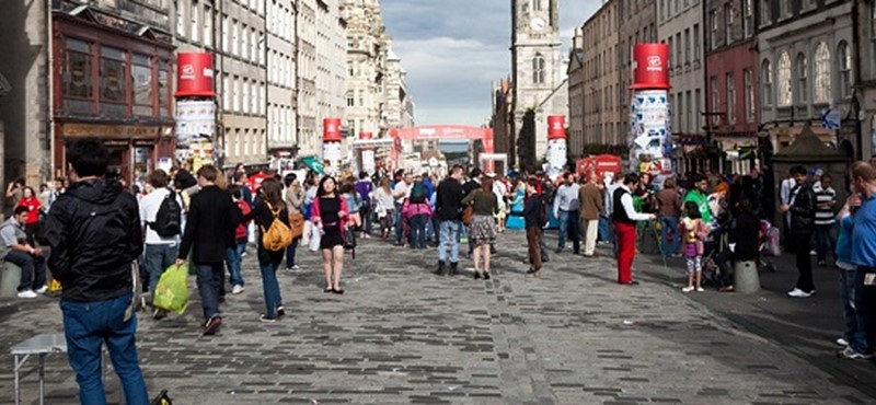 Photo of performers at the Fringe in Central Edinburgh.