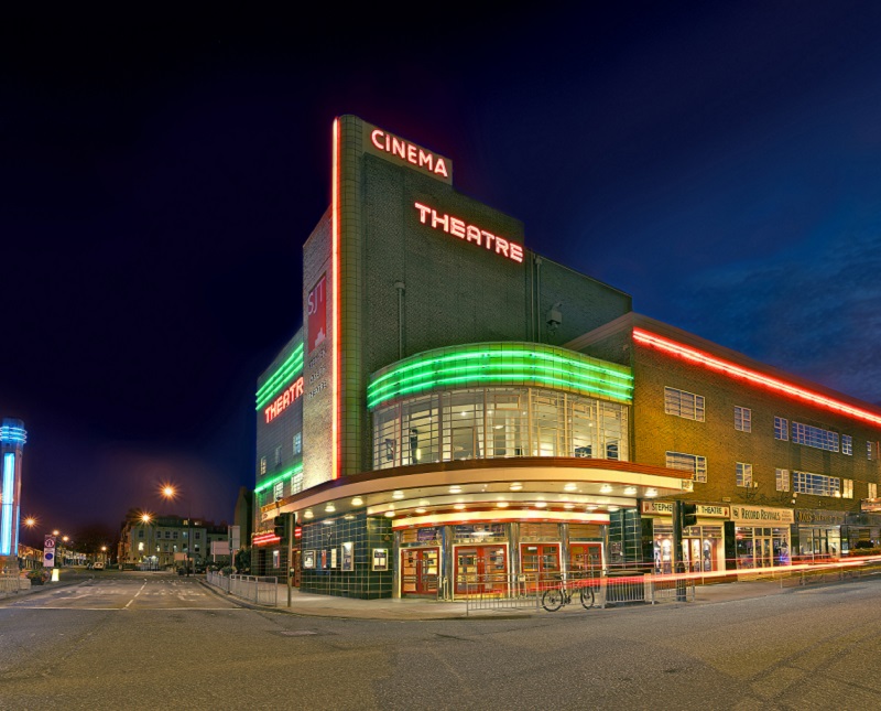 Photo of Stephen Joseph Theatre at night time.
