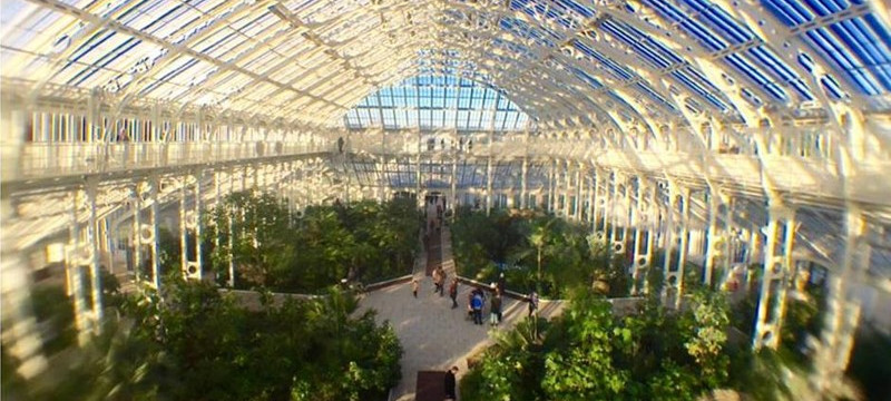 Photo of a glasshouse at Kew Gardens.
