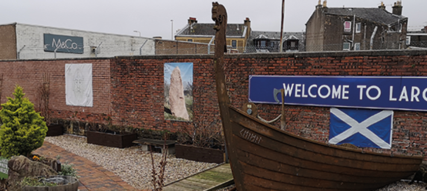 Image of sign that says 'Welcome to Largs'