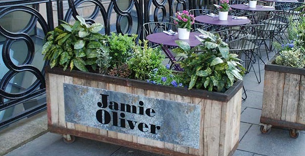 Photo of Jamie Oliver restaurant.