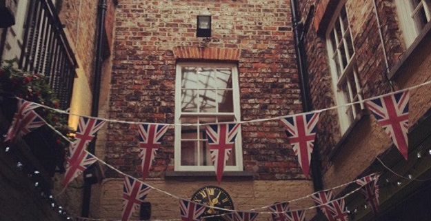 Photo of a courtyard in York.