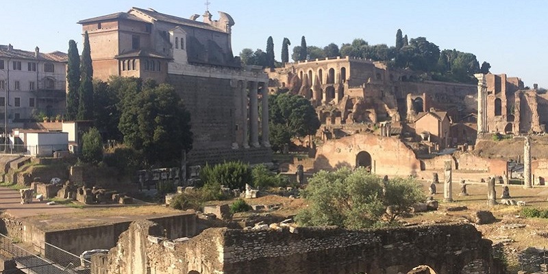 Photo of the Roman Forum.