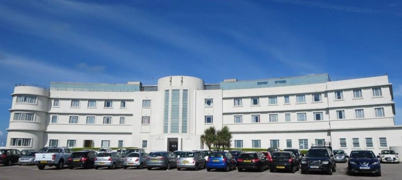 Photo of the Midland Hotel.