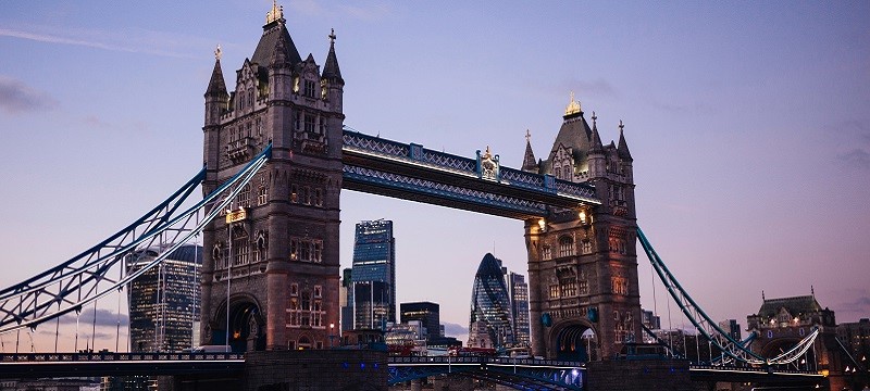 Photo of the London Bridges.