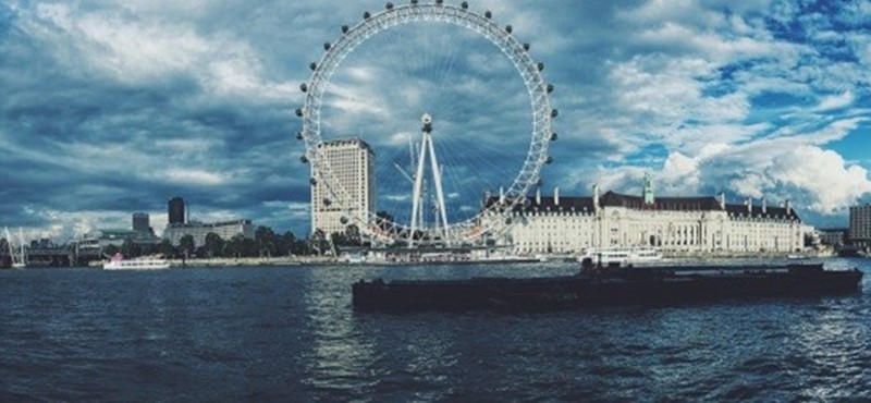 Photo of the Thames.