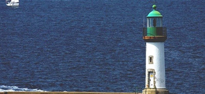 Photo of a lighthouse.