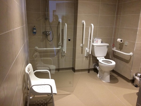 Accessible shower room.