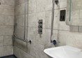 Excellent shower!