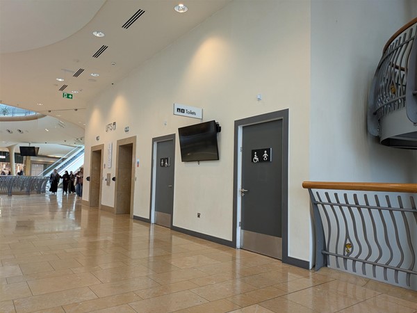 Image of door to accessible toilet
