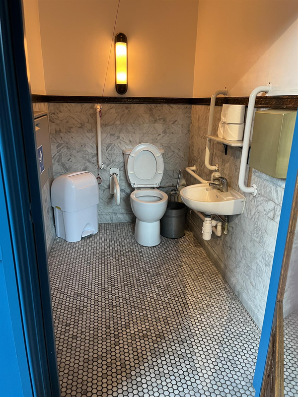 Accessible loo at Granary Square