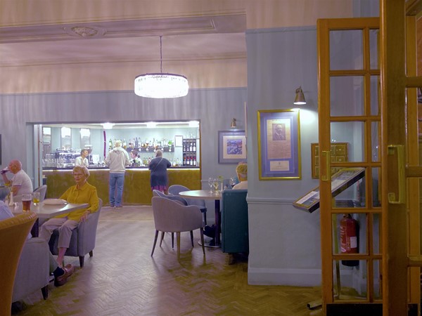 Image of a dining area