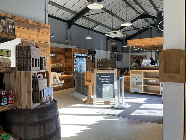 Image of a cafe.