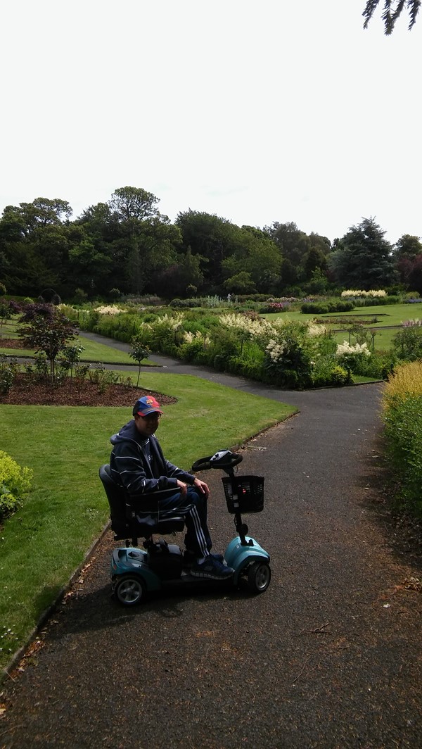 Pittencrieff Park