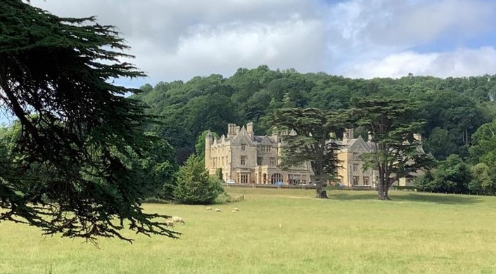 Dumbleton Hall Hotel