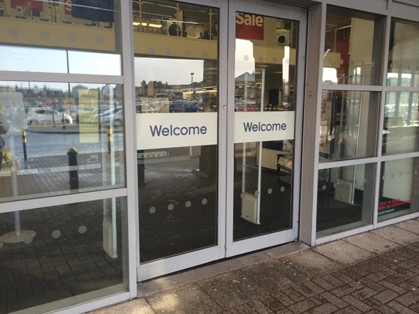 Picture of Currys PC World - Main entrance.