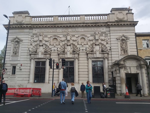 Image of Islington Central Library
