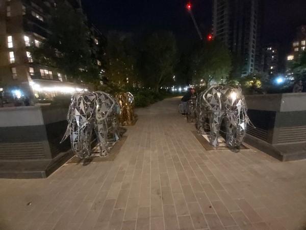 metal elephants