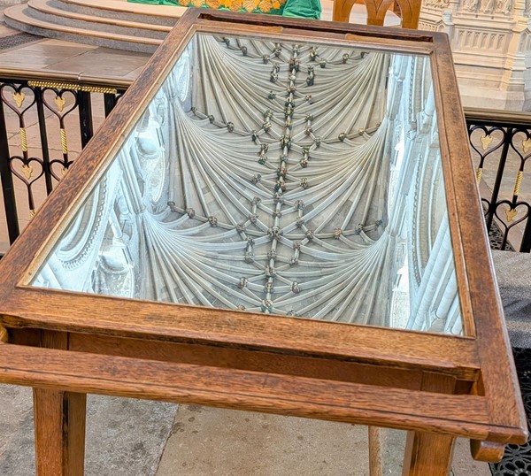 Image of a mirror to get a better view of the ceiling