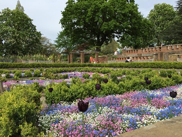 outside gardens