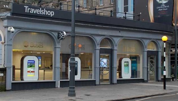 Image of the travel shop on Waverley Bridge
