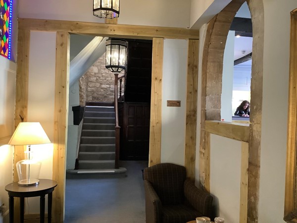 and just next to this is the passage that leads to the toilets