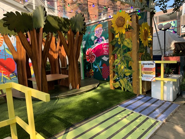 Another courtyard area of the Book Festival with ramp