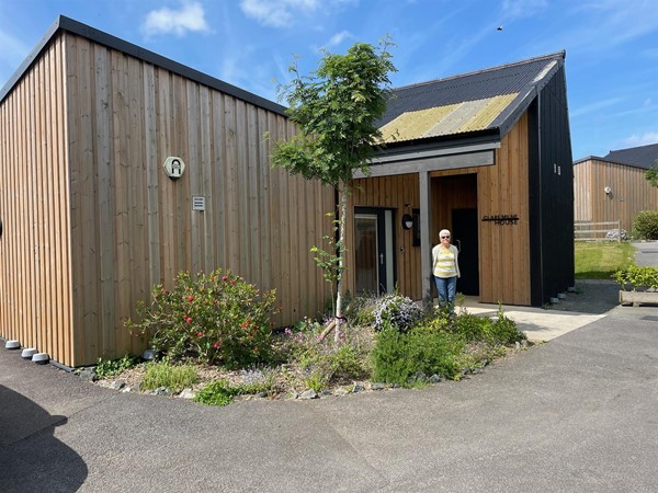 Front of the house. Lovely smooth tarmac.