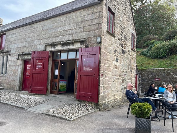 Café by the house