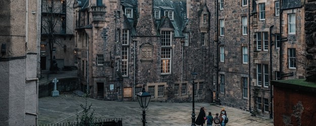 Ghostly Tales of Edinburgh's Royal Mile article image