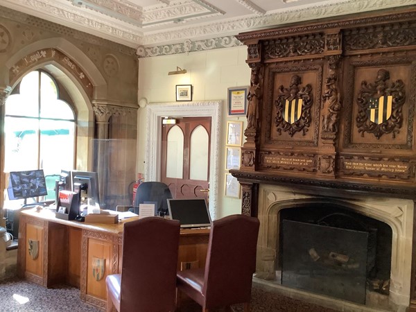 Reception desk