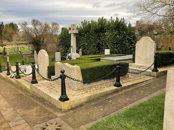 Picture of a graveyard