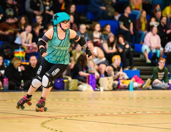 An Auld Reekie jammer - racing around the track. 

Photo courtesy of Mark Harris Photography (thanks Mark!)