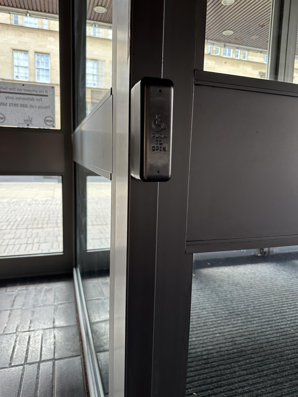 Image of button to open step-free entrance/exit from the inside