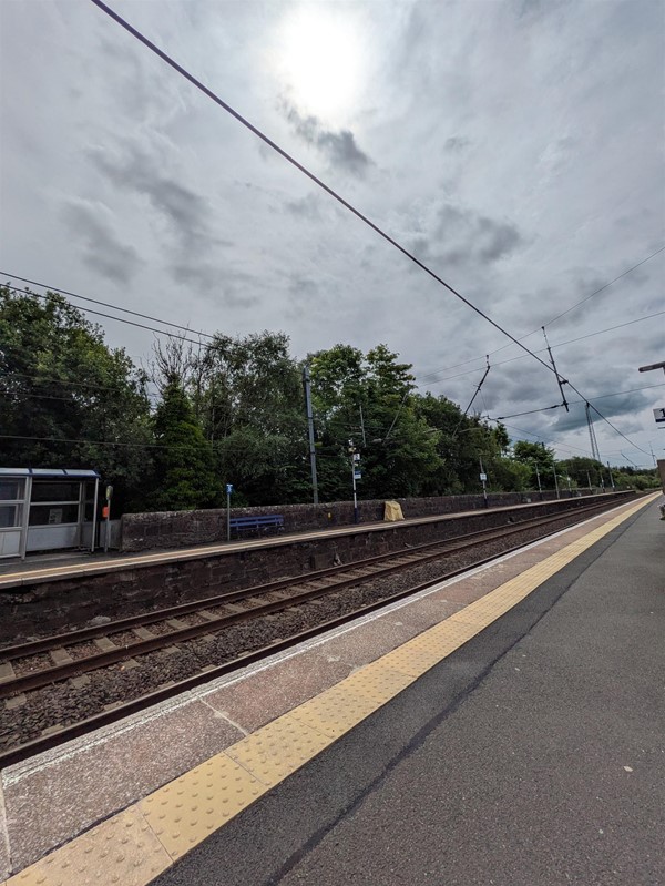 Image of platform edge