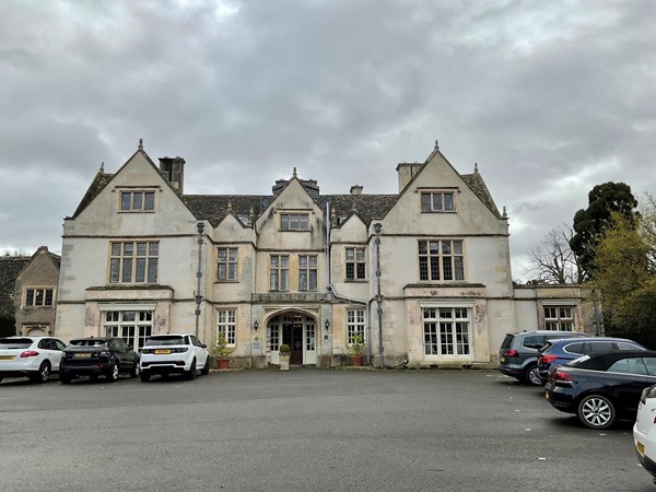 The hotel does have its own small car park area over to the left of the main hotel,